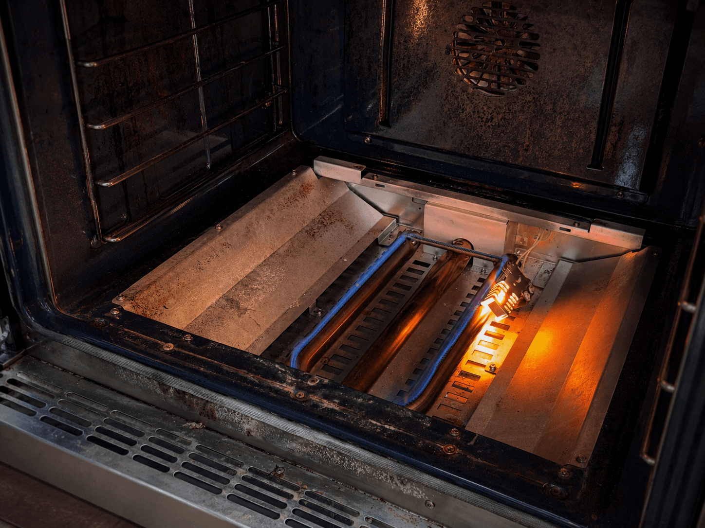 Pro-style range and oven repair in NYC